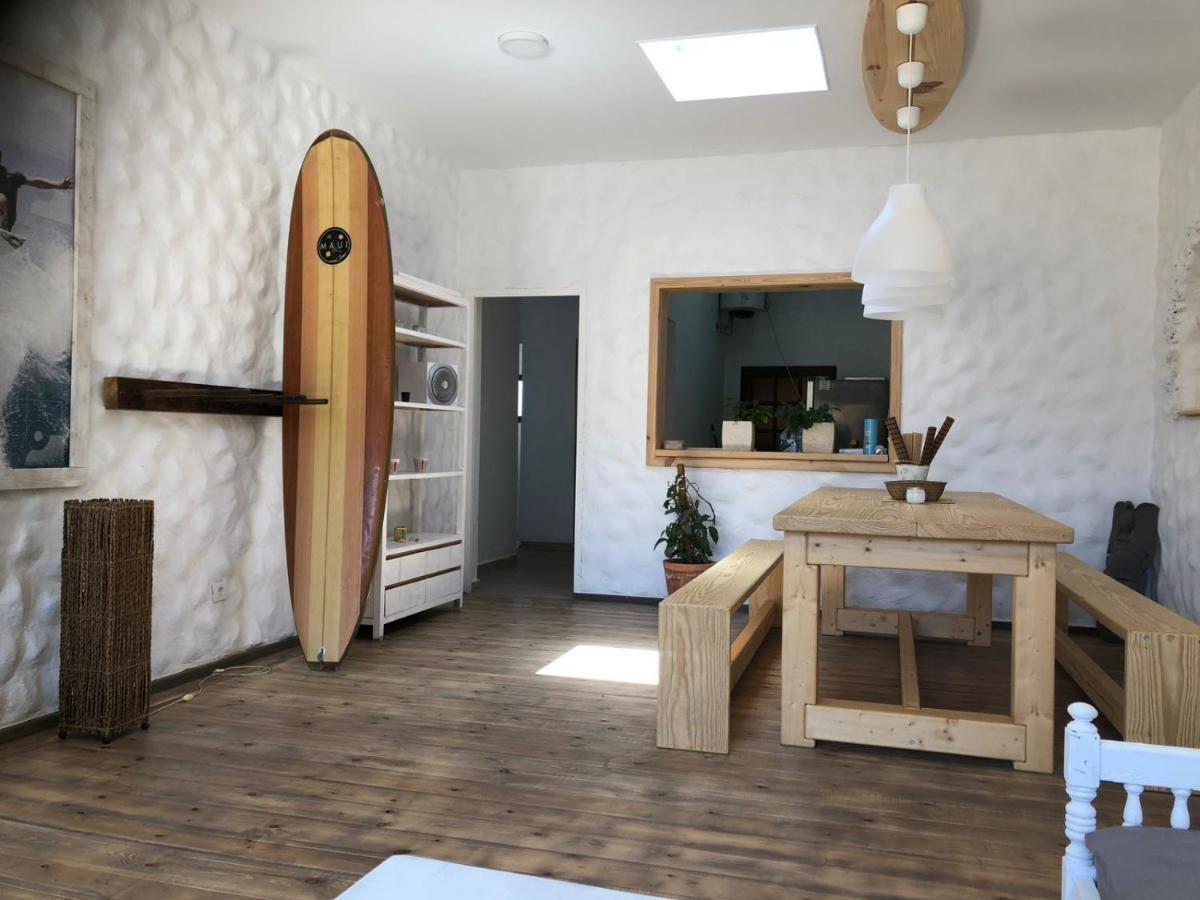 Wellenkind Surfschool Hostel La Pared  Buitenkant foto